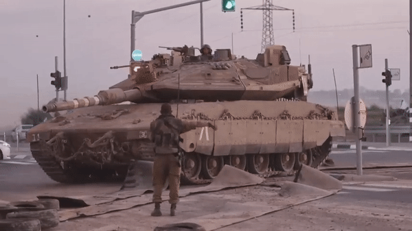 Israel vượt sông Litani, mở rộng chiến dịch tấn công Hezbollah tại Lebanon