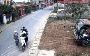 Tình huống giao thông chỉ 4 giây mà khiến cõi mạng rôm rả bàn tán