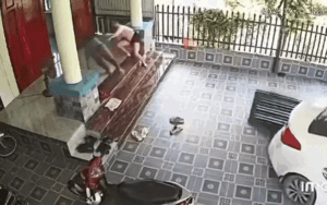 Nhà cửa bất ngờ rung chuyển, camera ghi lại diễn biến đáng sợ