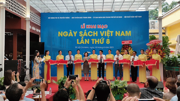 'Ngày Sách Việt Nam 2021' lan tỏa tình yêu sách với bạn đọc cả nước
