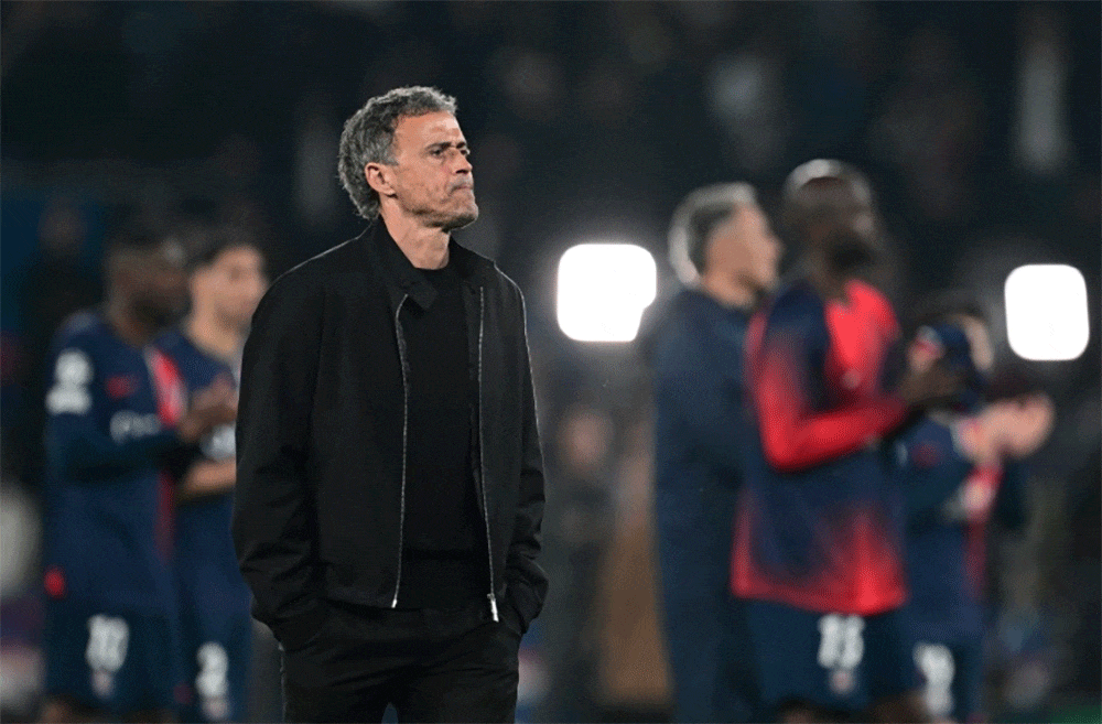 Paris Saint-Germain có nên tiếp tục cùng Luis Enrique?