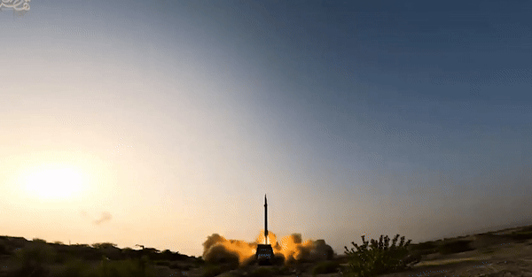 Tên lửa siêu vượt âm Fattah-2 Iran vừa phóng vào Israel mạnh tới đâu?