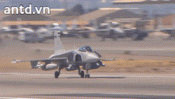 Thụy Điển đang giành được ưu thế tại Canada với tiêm kích JAS 39 Gripen
