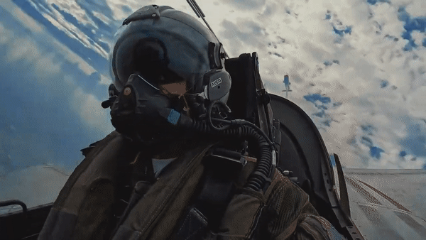 Ukraine ký ý định thư mua 100 tiêm kích Rafale của Pháp: Bước ngoặt chiến lược