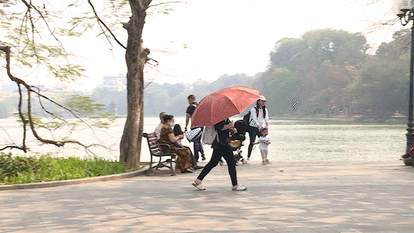Nam bộ c&oacute; mưa, nắng n&oacute;ng diện rộng ở Bắc bộ v&agrave; Trung bộ
