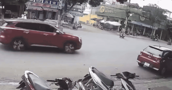 Nam sinh đi xe đạp điện độ chế gây tai nạn chết người