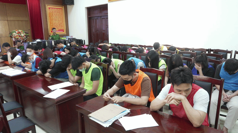 Vụ lừa đảo 'hợp đồng kỳ nghỉ': Kh&ocirc;ng c&oacute; kh&aacute;ch h&agrave;ng n&agrave;o chuyển nhượng được hợp đồng