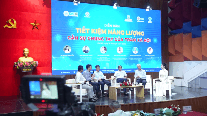 Tiết kiệm điện để giảm &aacute;p lực đầu tư cho tương lai