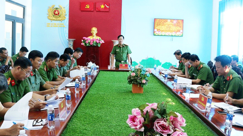 C&ocirc;ng an An Giang bắt giữ 73 vụ bu&ocirc;n lậu, gi&aacute; trị h&agrave;ng h&oacute;a khoảng 21 tỷ đồng