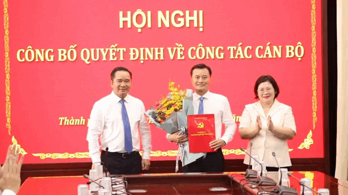 Đồng ch&iacute; B&ugrave;i Xu&acirc;n Cường giữ chức B&iacute; thư Đảng ủy phường S&agrave;i G&ograve;n