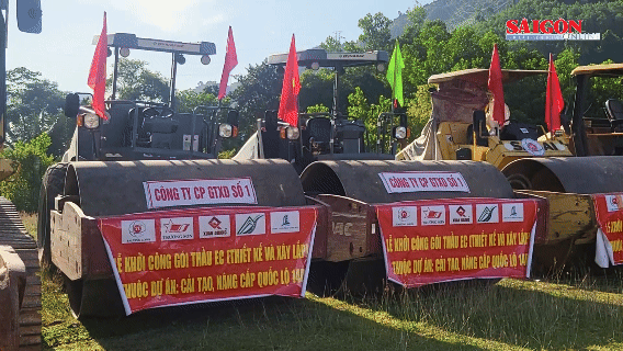 Khởi c&ocirc;ng dự &aacute;n cải tạo, n&acirc;ng cấp Quốc lộ 14D, nối cửa khẩu quốc tế Nam Giang