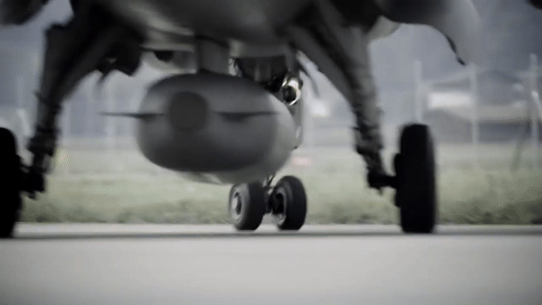 Hungary nhận đủ ti&ecirc;m k&iacute;ch Gripen C/D, k&eacute;o d&agrave;i thời gian phục vụ đến năm 2036