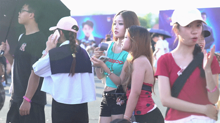 Fan mất ngủ, săn v&eacute; dự concert Thanh xu&acirc;n