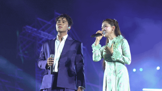 'T&ocirc;i đ&atilde; đi nhiều concert, nhưng Thanh xu&acirc;n l&agrave; xứng đ&aacute;ng nhất'