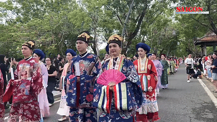 Ấn tượng Ngày hội Việt phục 'Bách Hoa Bộ Hành'