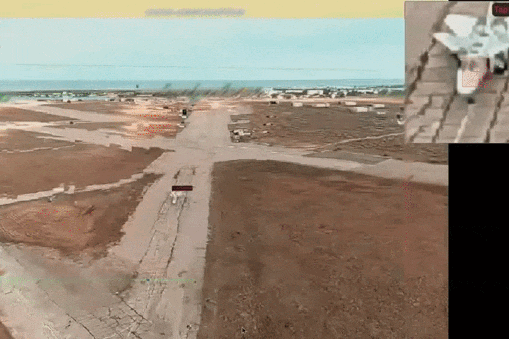 Hình ảnh FPV cảm tử Ukraine tấn công máy bay quân sự của Nga ở Crưm