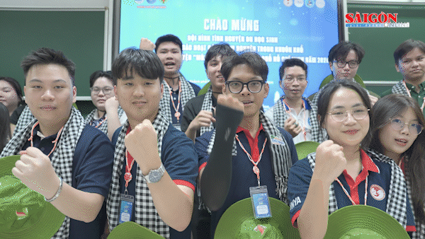 Hành trình 'đi để trở về' của du học sinh Việt