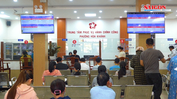 Những 'trợ lý số' nơi bộ phận một cửa