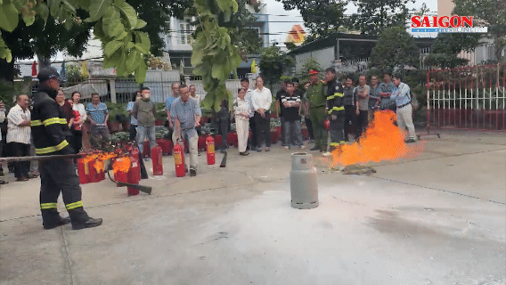 Gần 200 chủ nh&agrave; trọ được hướng dẫn kỹ năng ph&ograve;ng ch&aacute;y chữa ch&aacute;y
