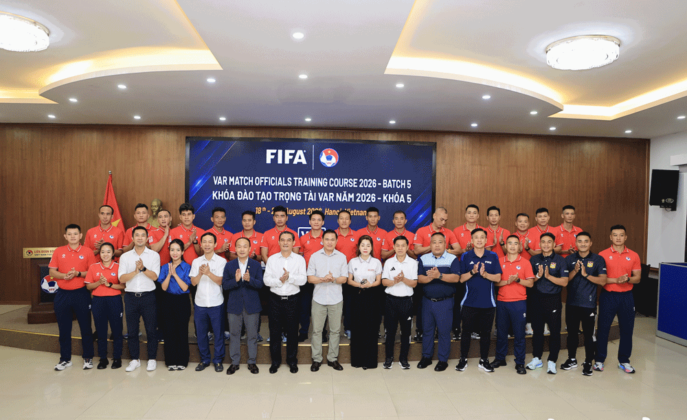Khóa đào tạo trọng tài VAR năm 2026 quy tụ học viên Việt Nam, Lào và Malaysia