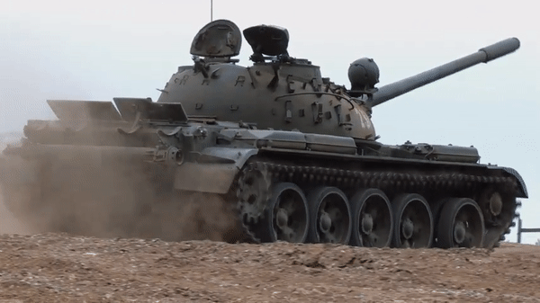 T-54/55: Vì sao xe tăng 70 năm tuổi vẫn chưa bị loại biên?