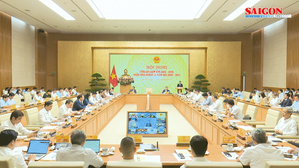 Thủ tướng: 2026 - 2027 phải l&agrave; năm 'chuyển trạng th&aacute;i' to&agrave;n diện của ng&agrave;nh gi&aacute;o dục