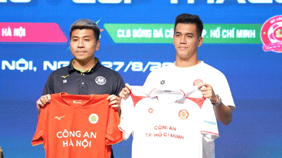 Lần đầu hai đội b&oacute;ng ng&agrave;nh C&ocirc;ng an tranh Si&ecirc;u c&uacute;p B&oacute;ng đ&aacute; Quốc gia