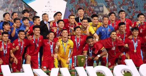 HLV Kim Sang Sik n&oacute;i g&igrave; sau khi tuyển Việt Nam bảo vệ ng&ocirc;i vương?