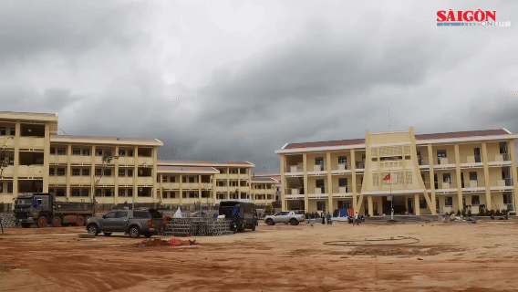 Gia Lai: Binh đo&agrave;n 15 gi&uacute;p trường nội tr&uacute; v&ugrave;ng bi&ecirc;n kịp phục vụ năm học mới