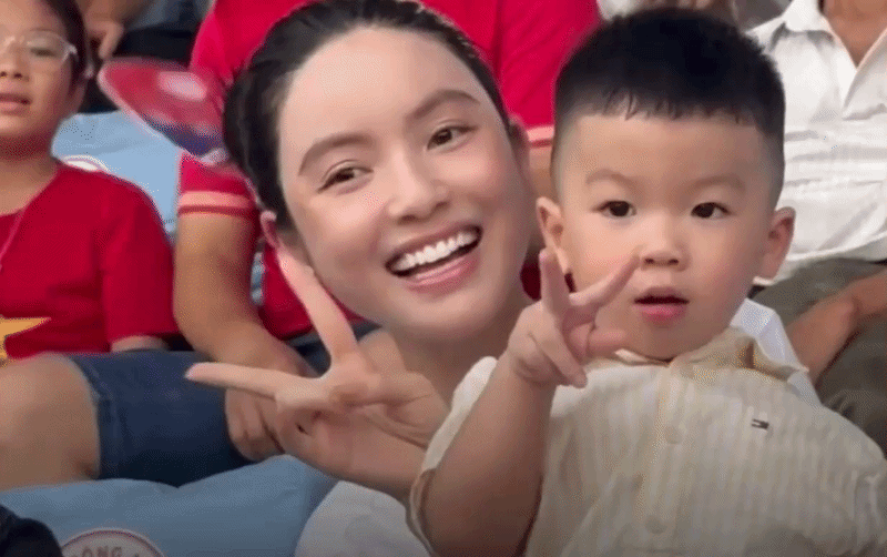 Chu Thanh Huyền: 'Quang Hải truyền t&igrave;nh y&ecirc;u b&oacute;ng đ&aacute; cho t&ocirc;i'