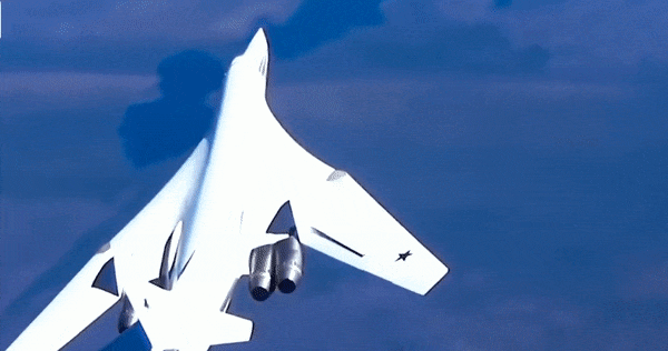 Tu-160: Vì sao Liên Xô chế tạo oanh tạc cơ lớn nhất trong lịch sử?