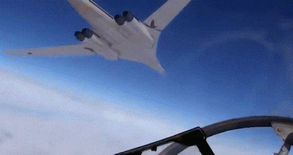 Tu-160M: Vì sao Nga quyết định sản xuất lại một thiết kế từ thời Liên Xô?