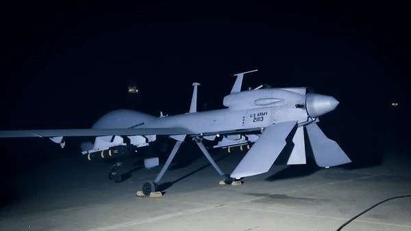 Iran có thể đã bắn hạ UAV 'Đại bàng xám' của Mỹ ở Hormuz