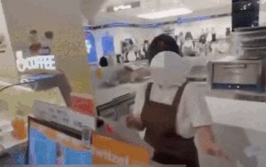Mua cà phê, nhóm nam sinh có hành động gây tranh cãi với nữ nhân viên