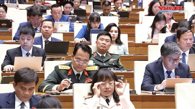 Khai mạc kỳ họp thứ 2, Quốc hội kh&oacute;a XVI: Kh&ocirc;ng lấy sự thận trọng l&agrave;m l&yacute; do tr&igrave; ho&atilde;n
