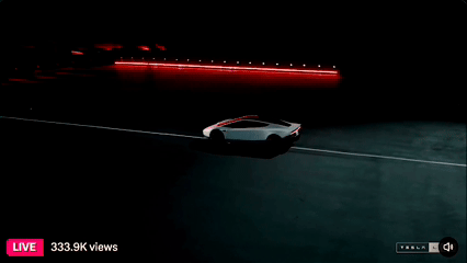 SpaceX v&agrave; Tesla đối mặt ph&eacute;p thử tỷ USD của Elon Musk