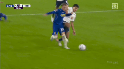 Cole Palmer nổi n&oacute;ng, Chelsea trả gi&aacute; đắt