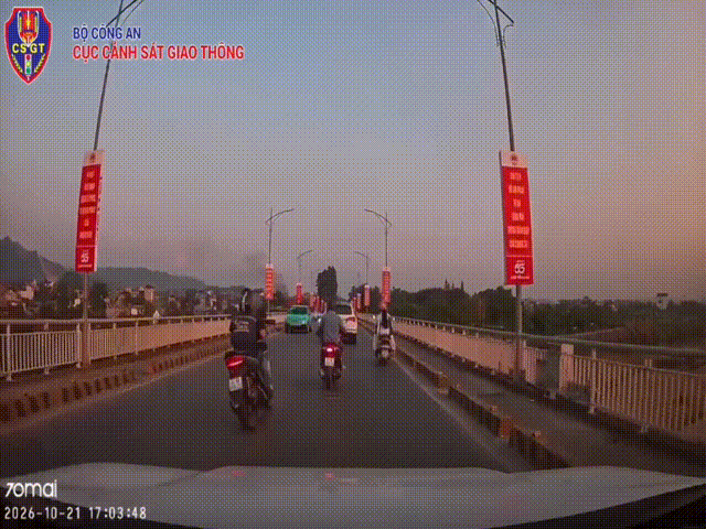 Nhiều nam thanh ni&ecirc;n bị phạt tiền triệu v&igrave; th&oacute;i lạng l&aacute;ch, 'bốc đầu'