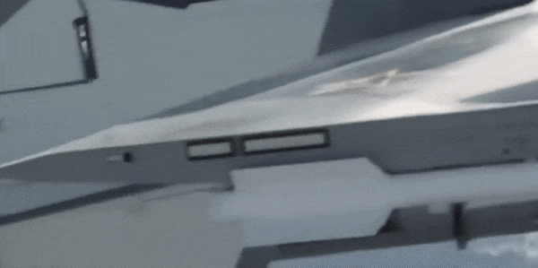 Động thái triệt thoái 'chiến thần' Su-35S khỏi Crimea của Nga nói lên điều gì?