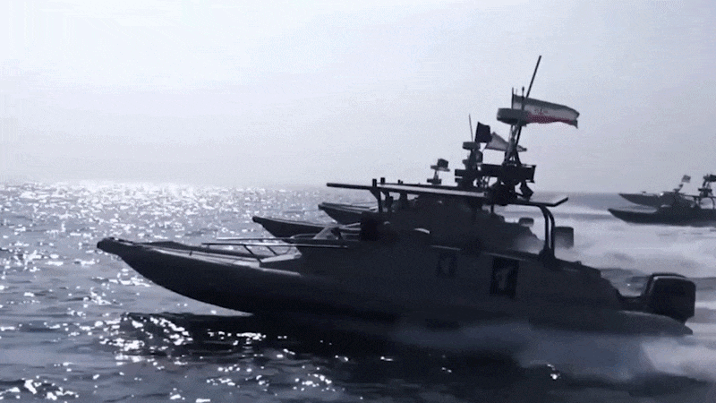 Tình báo Mỹ lo ngại Iran có thể đóng eo biển Hormuz bất cứ lúc nào