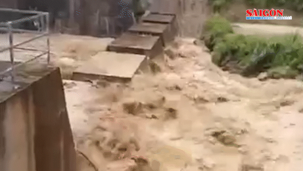 Trận lũ lớn đầu tiên 'kiểm chứng' công nghệ đập Sabo của Nhật Bản tại Việt Nam