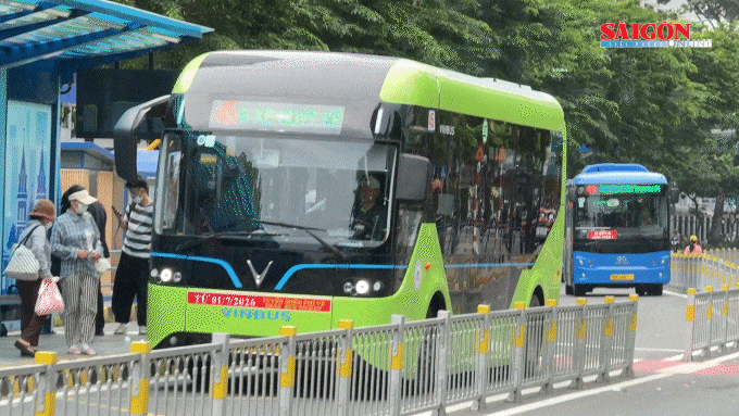 TPHCM: Lượng khách tăng mạnh sau một tuần đi xe buýt miễn phí