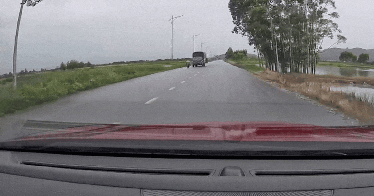 Camera ghi lại vụ tai nạn khiến 1 người tử vong tại Bắc Ninh, CSGT cảnh báo điều này