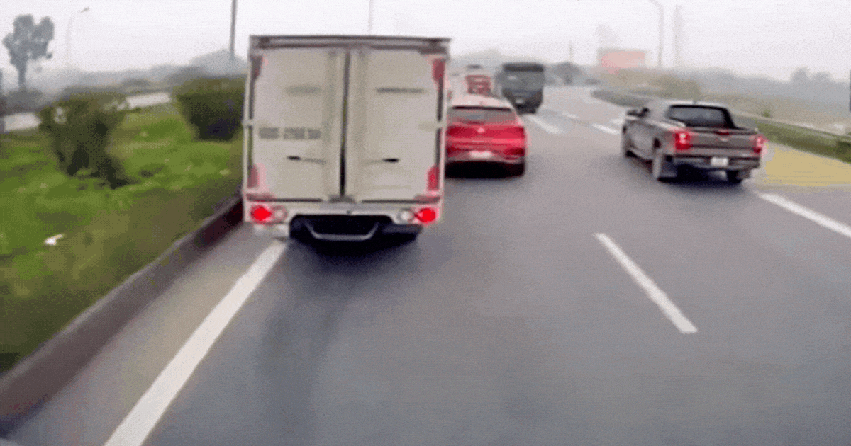 Cục CSGT cảnh báo những thói quen tưởng đơn giản nhưng rất dễ gây ra tai nạn