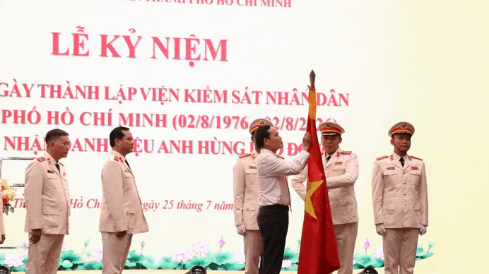 Viện Kiểm sát nhân dân TPHCM đón nhận danh hiệu Anh hùng Lao động