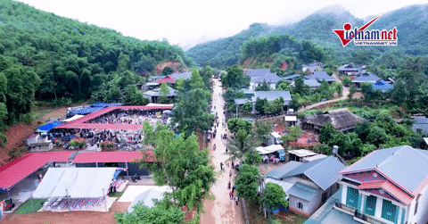 Chợ phiên Mường Xia: Từ nơi trao đổi hàng hóa đến 'mỏ vàng' sinh kế vùng biên