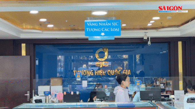 Nhu cầu vàng tại Việt Nam giảm mạnh do giá cao, nguồn cung hạn chế