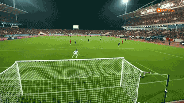 Chung kết lượt về ASEAN Cup: Giữ vững 'ngôi Vương' còn bàn thắng của Thái Lan tất