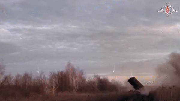 TOS-1A ở Syria: Vì sao 'Mặt trời thiêu đốt' được Nga đưa tới chiến trường?