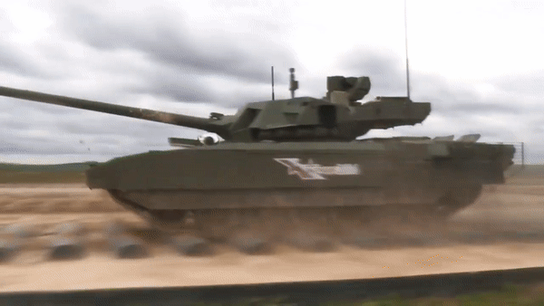 T-14 Armata: Vì sao 'xe tăng tương lai' chưa trở thành xe tăng chủ lực?